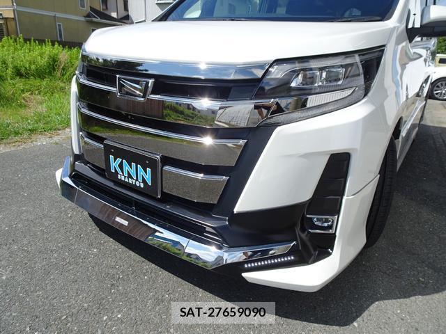 Toyota NOAH 2017-10 8728259-5