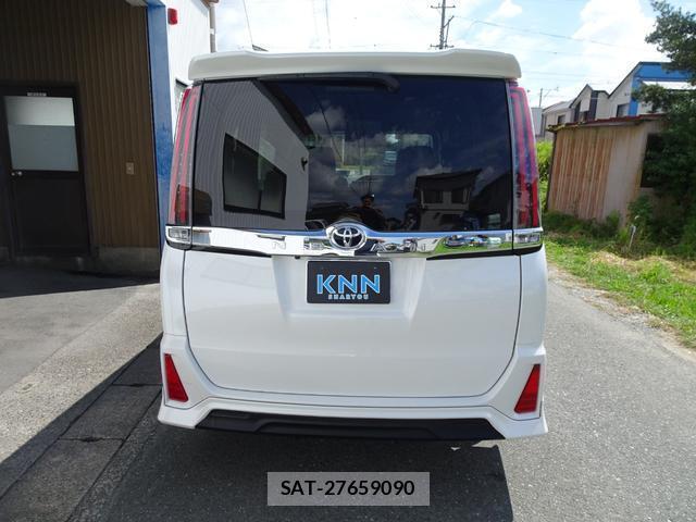 Toyota NOAH 2017-10 8728259-8