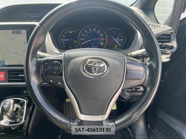 Toyota NOAH 2020-01 8728377-15