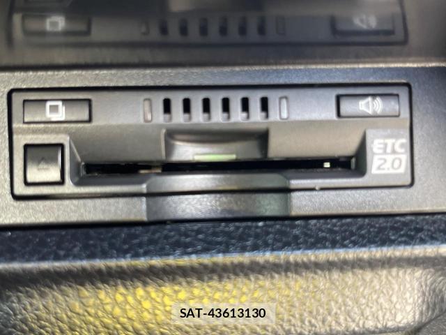 Toyota NOAH 2020-01 8728377-8