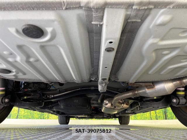 Toyota NOAH 2023-11 8728572-19