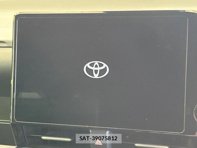 Toyota NOAH 2023-11 8728572-3