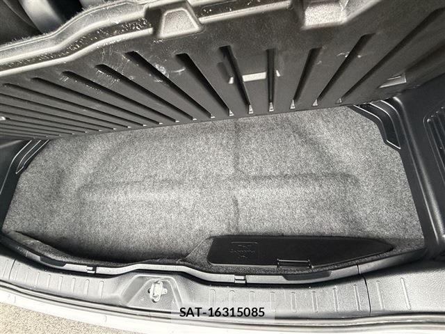 Toyota NOAH 2020-07 8728981-12