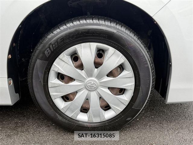 Toyota NOAH 2020-07 8728981-13