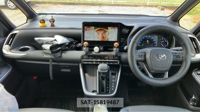 Toyota NOAH 2025-11 8729078-2