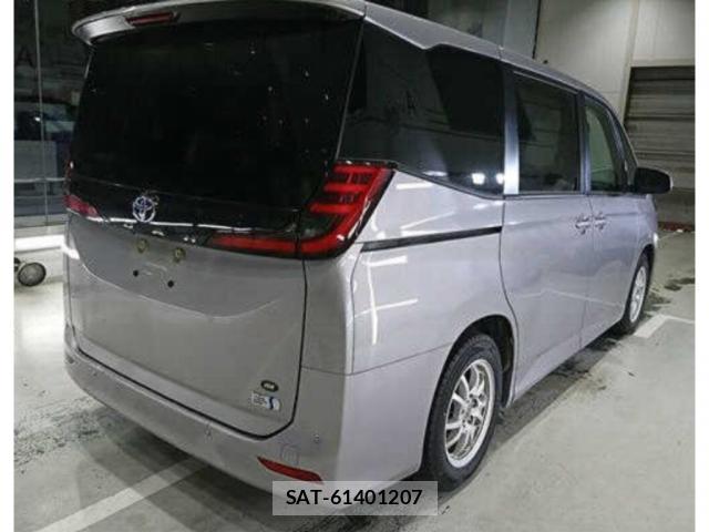 Toyota NOAH 2023-03 8729158-1