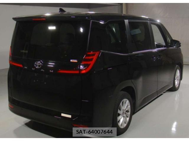 Toyota NOAH 2022-07 8729164-1