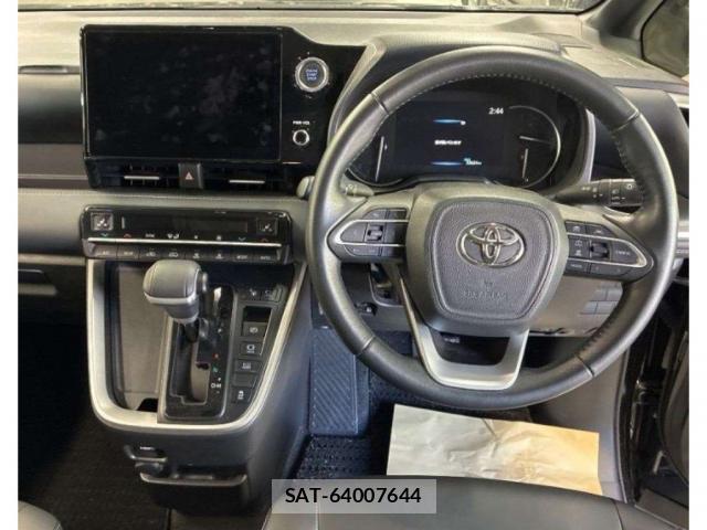 Toyota NOAH 2022-07 8729164-2