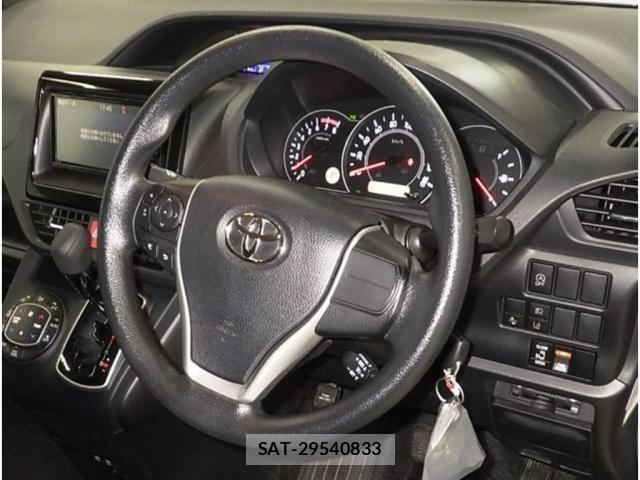 Toyota NOAH 2020-07 8729169-2