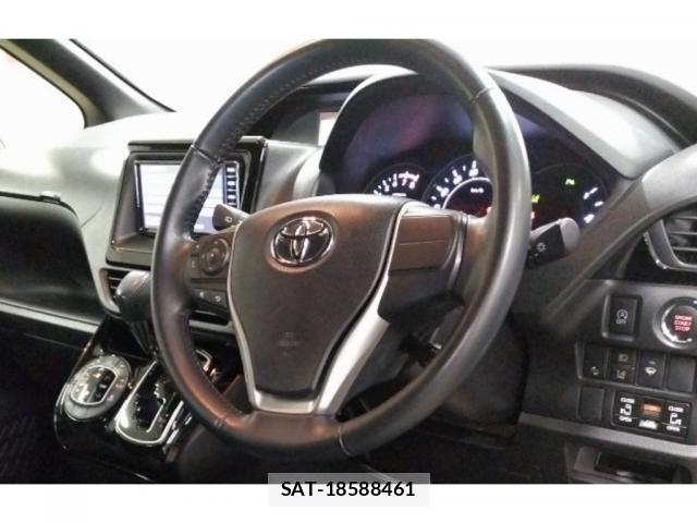 Toyota NOAH 2019-09 8729191-2
