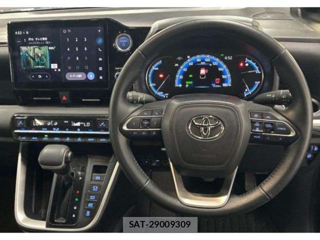 Toyota NOAH 2023-07 8729229-2