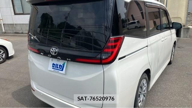 Toyota NOAH 2022-03 8729571-12