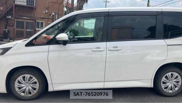 Toyota NOAH 2022-03 8729571-3