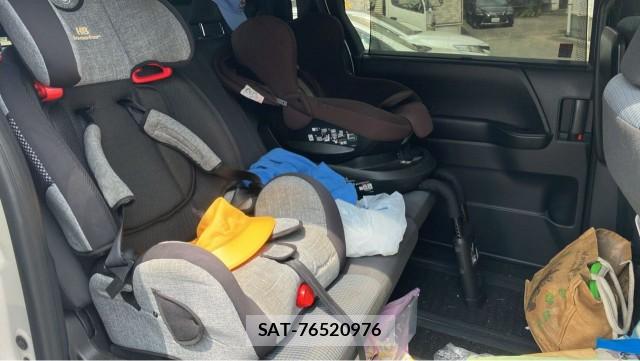 Toyota NOAH 2022-03 8729571-6