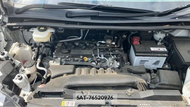 Toyota NOAH 2022-03 8729571-7