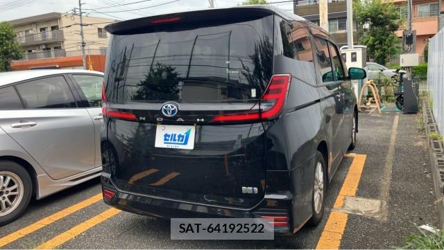 Toyota NOAH 2023-11 8729592-12