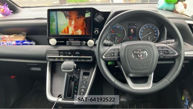 Toyota NOAH 2023-11 8729592-16