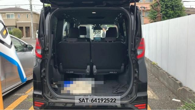 Toyota NOAH 2023-11 8729592-17