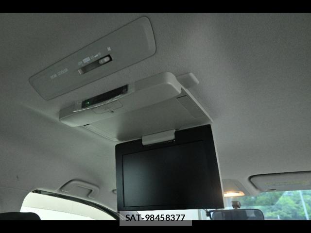 Toyota NOAH 2014-03 8729764-6