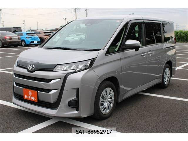 Toyota NOAH 2024-04 8729847-11