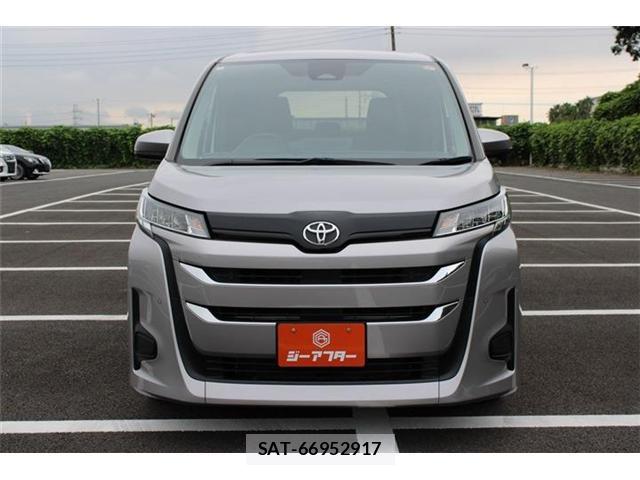 Toyota NOAH 2024-04 8729847-12