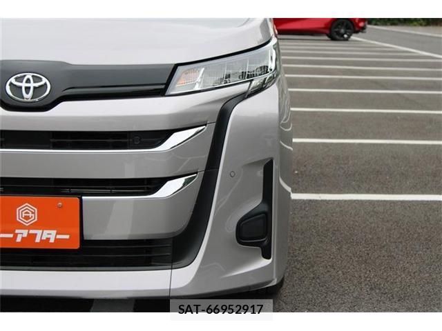 Toyota NOAH 2024-04 8729847-14