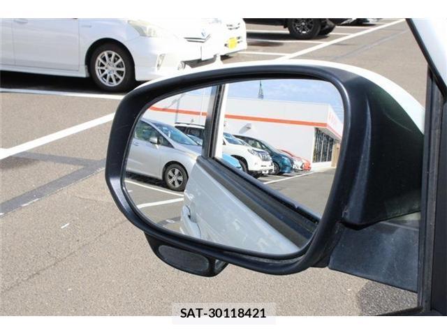 Toyota NOAH 2022-05 8730054-15