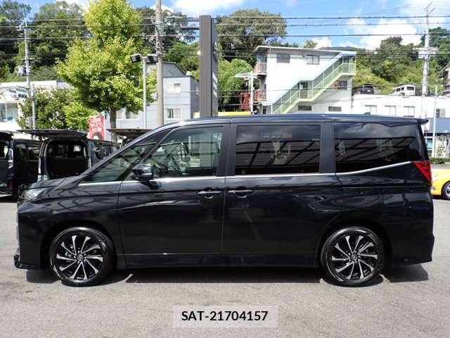 Toyota NOAH 2025-11 8730131-1