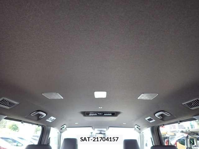 Toyota NOAH 2025-11 8730131-12