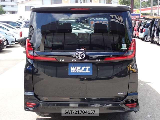 Toyota NOAH 2025-11 8730131-17