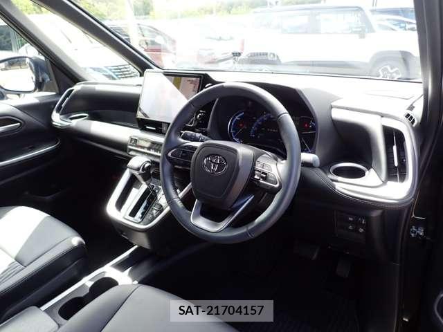 Toyota NOAH 2025-11 8730131-6