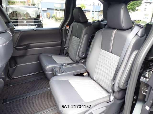 Toyota NOAH 2025-11 8730131-7