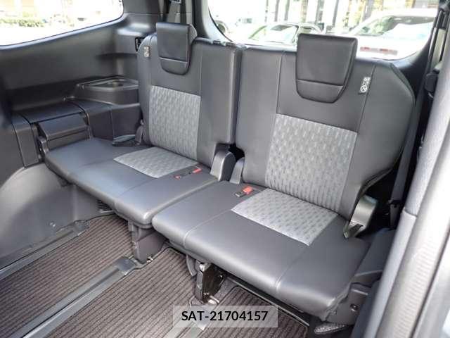 Toyota NOAH 2025-11 8730131-9