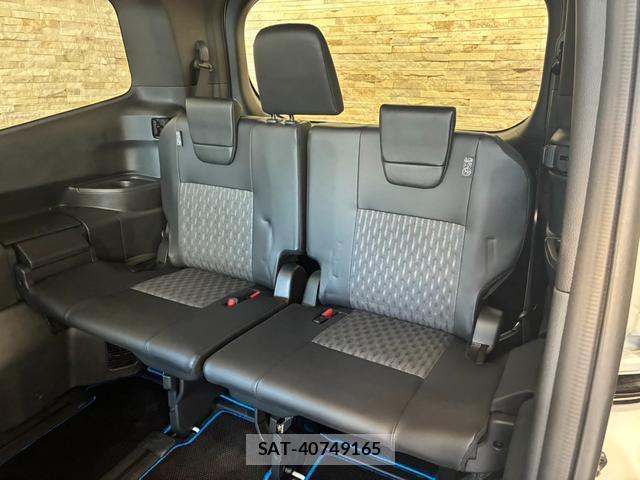 Toyota NOAH 2026-01 8730179-14