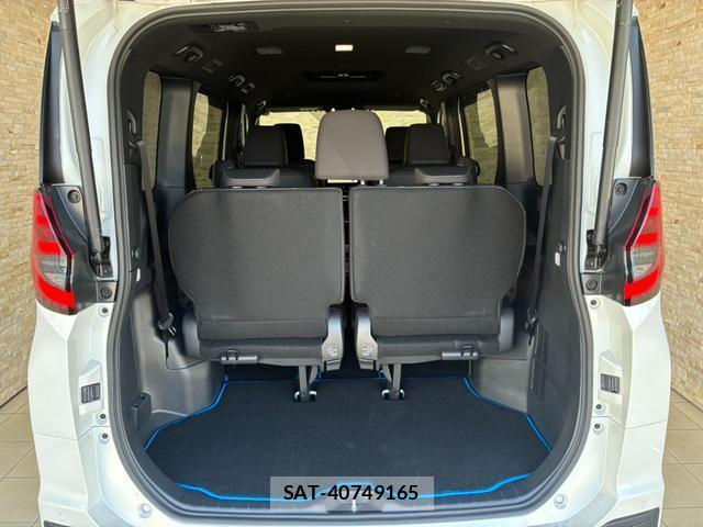 Toyota NOAH 2026-01 8730179-16
