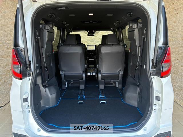 Toyota NOAH 2026-01 8730179-17