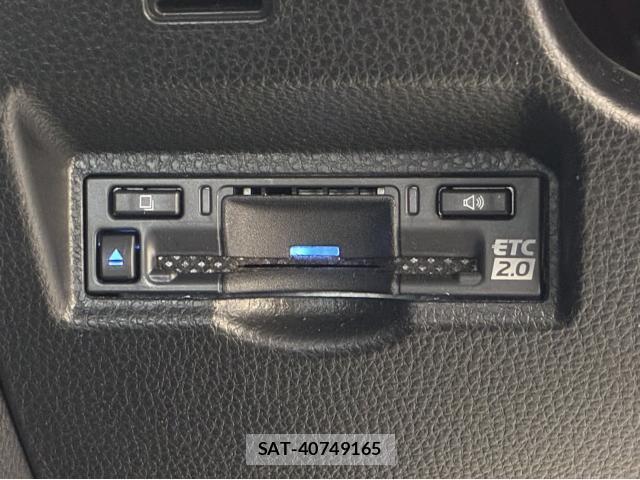 Toyota NOAH 2026-01 8730179-6