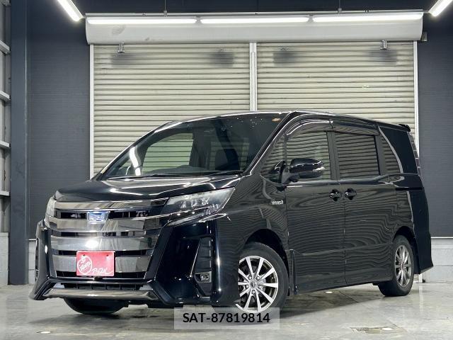 Toyota NOAH 2017-10 8730201-0