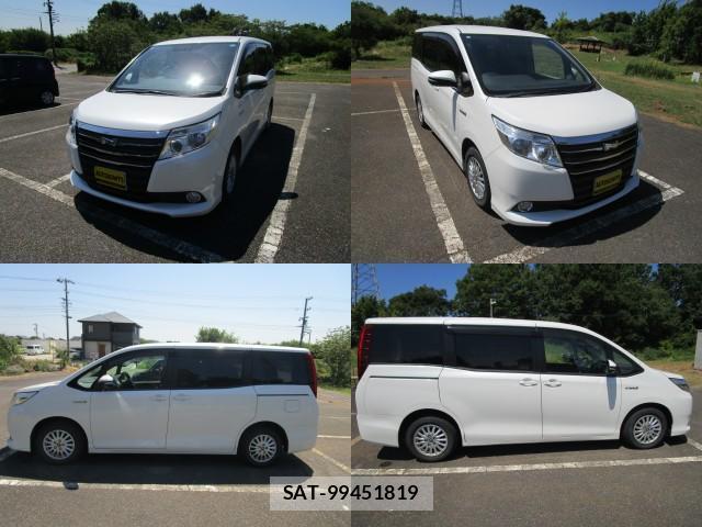 Toyota NOAH 2015-03 8730236-3