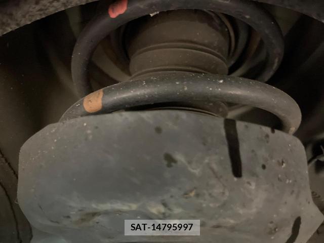 Toyota NOAH 2022-03 8730614-19
