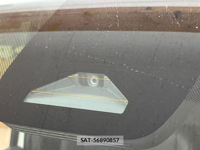 Toyota NOAH 2022-10 8730618-5
