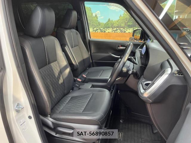 Toyota NOAH 2022-10 8730618-7