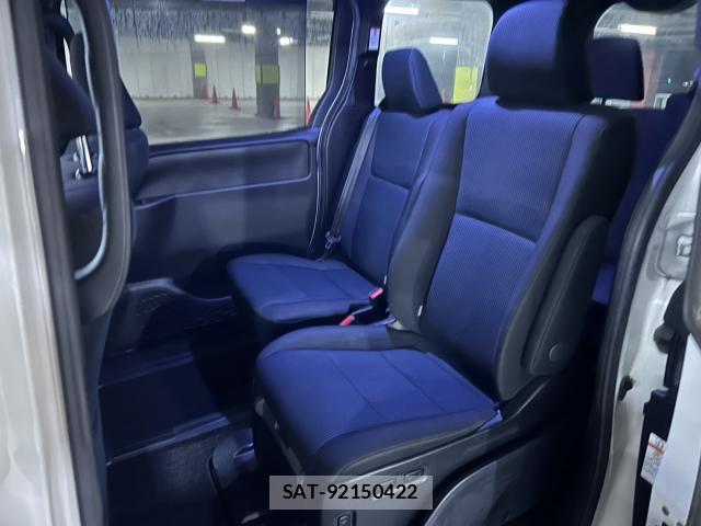 Toyota NOAH 2020-12 8730718-10