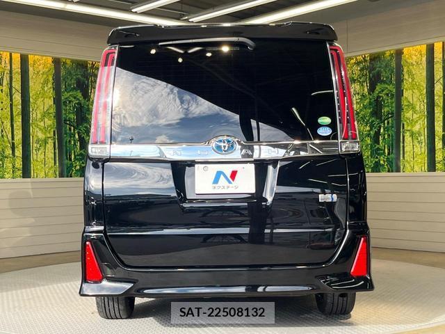 Toyota NOAH 2017-08 8730837-15