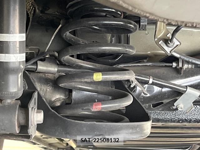 Toyota NOAH 2017-08 8730837-19
