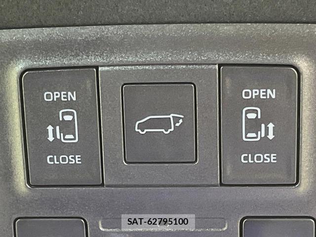 Toyota NOAH 2024-10 8730888-5