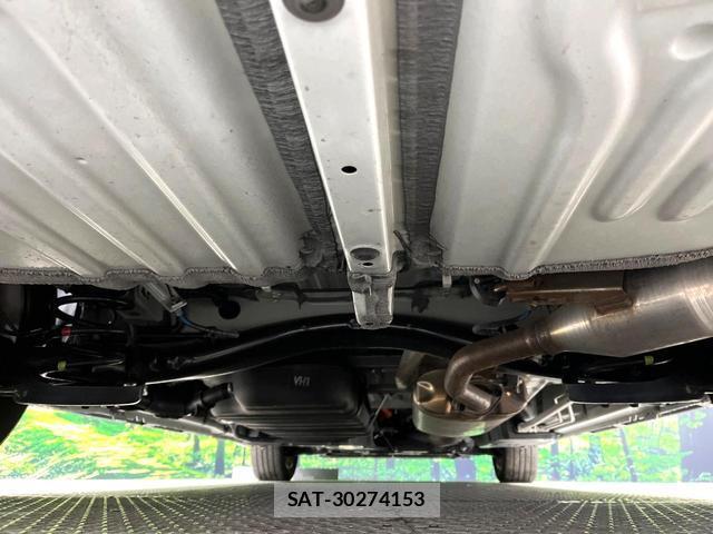Toyota NOAH 2023-08 8730988-18