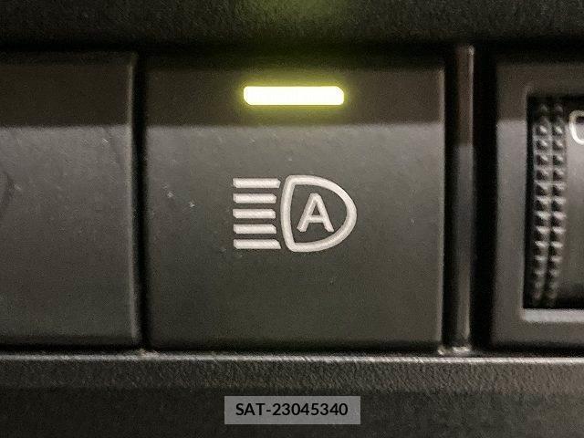 Toyota NOAH 2023-09 8731344-7
