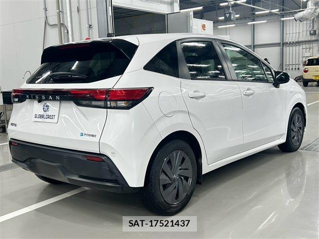 Nissan NOTE 2022-11 8726567-5