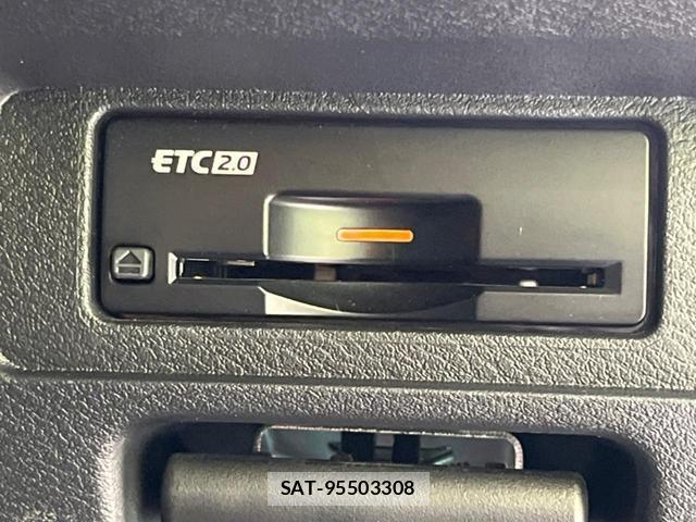 Nissan NOTE 2021-08 8726618-5
